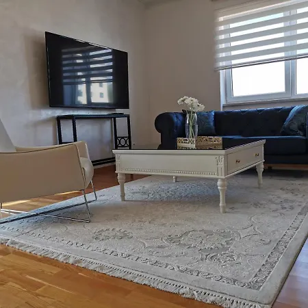 Luxury Apartment With A Stunning View, Free Parking Tuzla Exterior photo