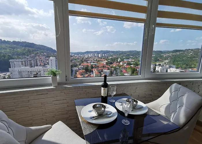 Luxury Apartment With A Stunning View, Free Parking
